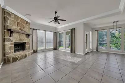 2 Maitland Court, The Woodlands, TX 77354 - Photo 13