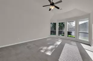 2 Maitland Ct, The Woodlands, TX 77354 - Photo 15