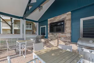 19100 N Glenwest Dr, Friendswood, TX 77546 - Photo 25