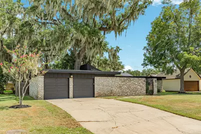 2219 River Oaks Drive, West Columbia, TX 77486 - Photo 39