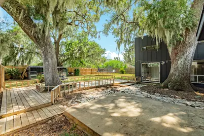 2219 River Oaks Drive, West Columbia, TX 77486 - Photo 9