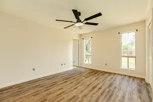2219 River Oaks Dr, West Columbia, TX 77486 - Photo 27