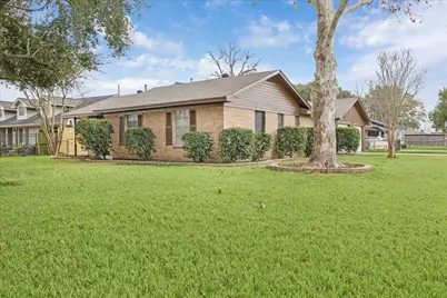 431 Hummingbird Lane, Houston, TX 77060 - Photo 1