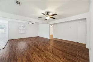 431 Hummingbird Ln, Houston, TX 77060 - Photo 11