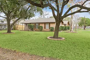 431 Hummingbird Ln, Houston, TX 77060 - Photo 3