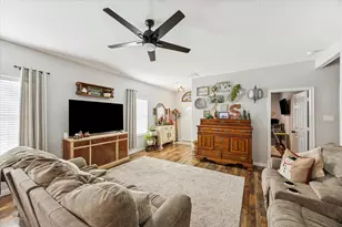 26550 Armadillo Dr, Hempstead, TX 77445 - Photo 11