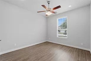 5757 Lakeside Villas Ct, Conroe, TX 77304 - Photo 31