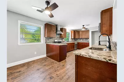 814 Stone Mountain Drive, Conroe, TX 77302 - Photo 21