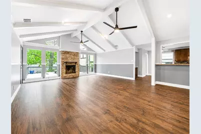 814 Stone Mountain Drive, Conroe, TX 77302 - Photo 13