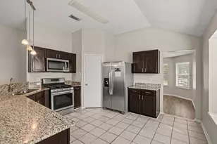 2414 Halstead Dr, Spring, TX 77386 - Photo 11