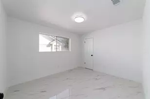 13330 Agarita Ln, Houston, TX 77083 - Photo 7