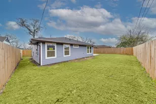 3635 Ward St, Houston, TX 77021 - Photo 27