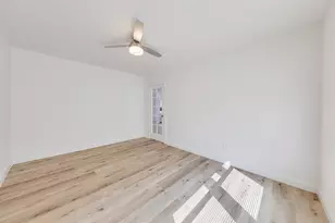 3635 Ward St, Houston, TX 77021 - Photo 17