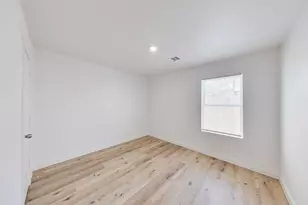 3635 Ward St, Houston, TX 77021 - Photo 21