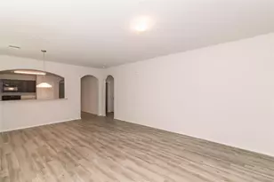 8507 Hilda Oaks Dr, Houston, TX 77028 - Photo 3