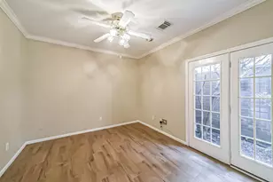 13727 Aspen Cove Dr, Houston, TX 77077 - Photo 17