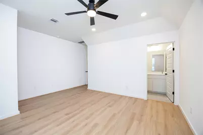 1951 Longmire Villas Court, Conroe, TX 77304 - Photo 21