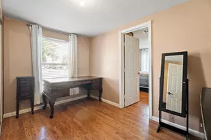 4514 E 24th E St, Dickinson, TX 77539 - Photo 9