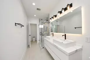 9022 Ferdinand St, Houston, TX 77051 - Photo 19