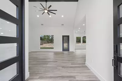 13081 Crystal Trail, Conroe, TX 77306 - Photo 3