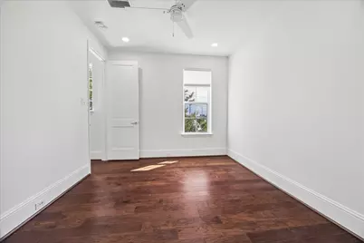 104 W Drew Street, Houston, TX 77006 - Photo 21
