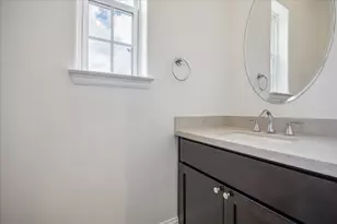 104 W Drew St, Houston, TX 77006 - Photo 17