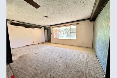 300 Holly Drive, Baytown, TX 77520 - Photo 5