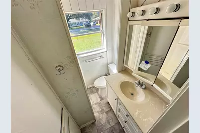 300 Holly Drive, Baytown, TX 77520 - Photo 23