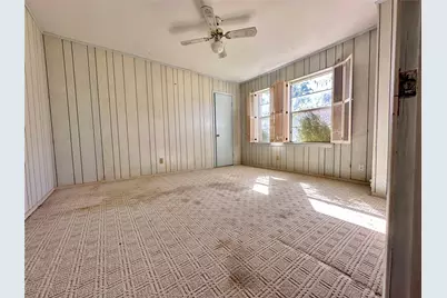 300 Holly Drive, Baytown, TX 77520 - Photo 25