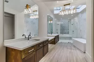 15 W Shady Ln, Houston, TX 77063 - Photo 11