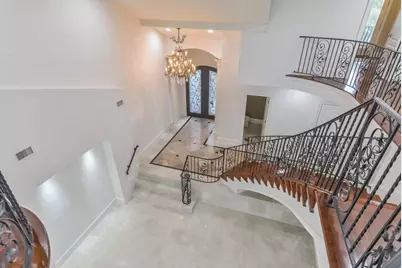 15 W Shady Lane #B, Houston, TX 77063 - Photo 3