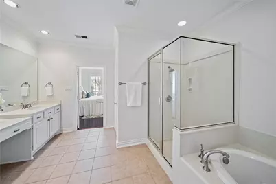 2011 Spring Cedar Lane, Houston, TX 77077 - Photo 15