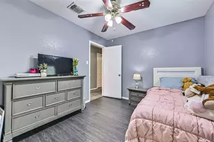 115 Lazy Hollow Dr, League City, TX 77573 - Photo 23