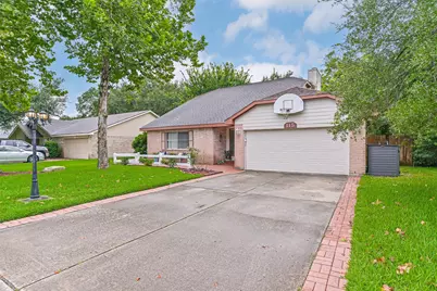 115 Lazy Hollow Drive, League City, TX 77573 - Photo 3