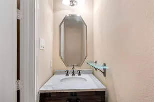 2384 Bastrop St, Houston, TX 77004 - Photo 13