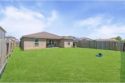 405 Hawks View Drive, Texas City, TX 77568 - Photo 19