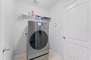 405 Hawks View Dr, Texas City, TX 77568 - Photo 17