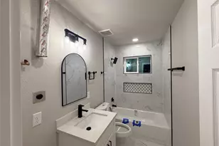 5238 Pease St, Houston, TX 77023 - Photo 5