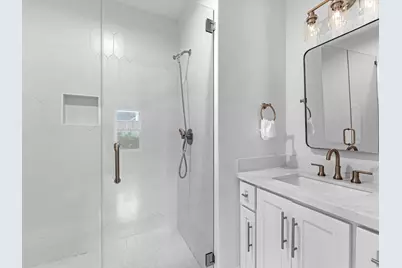 2147 Colquitt Street, Houston, TX 77098 - Photo 13