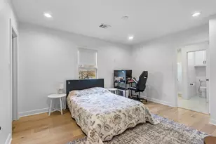 2147 Colquitt St, Houston, TX 77098 - Photo 25