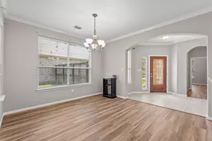 1225 N Riviera Cir, Pearland, TX 77581 - Photo 7