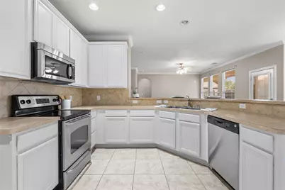 1225 N Riviera Circle, Pearland, TX 77581 - Photo 13