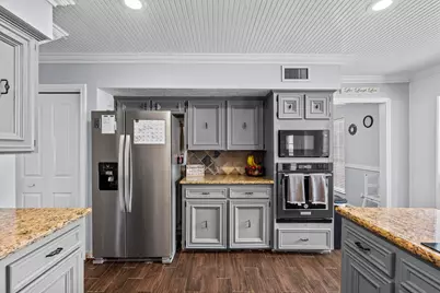 7009 Avenue R, Santa Fe, TX 77510 - Photo 11