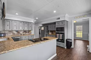 7009 Avenue R, Santa Fe, TX 77510 - Photo 9