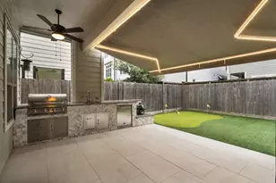 5107 Darling St, Houston, TX 77007 - Photo 1