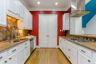 306 Enid St, Houston, TX 77009 - Photo 15