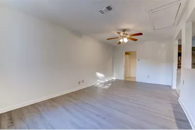 9321 Cathedral Drive, Houston, TX 77051 - Photo 19