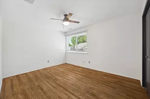 1311 Ambergate Dr, Houston, TX 77077 - Photo 19