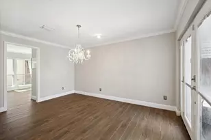 1311 Ambergate Dr, Houston, TX 77077 - Photo 17