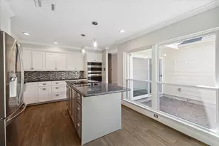 1311 Ambergate Dr, Houston, TX 77077 - Photo 9